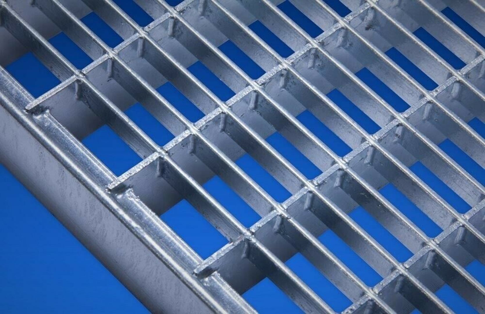 Baunorm grating 340x490mm galvanized mesh size 30x10mm height 20mm without frame