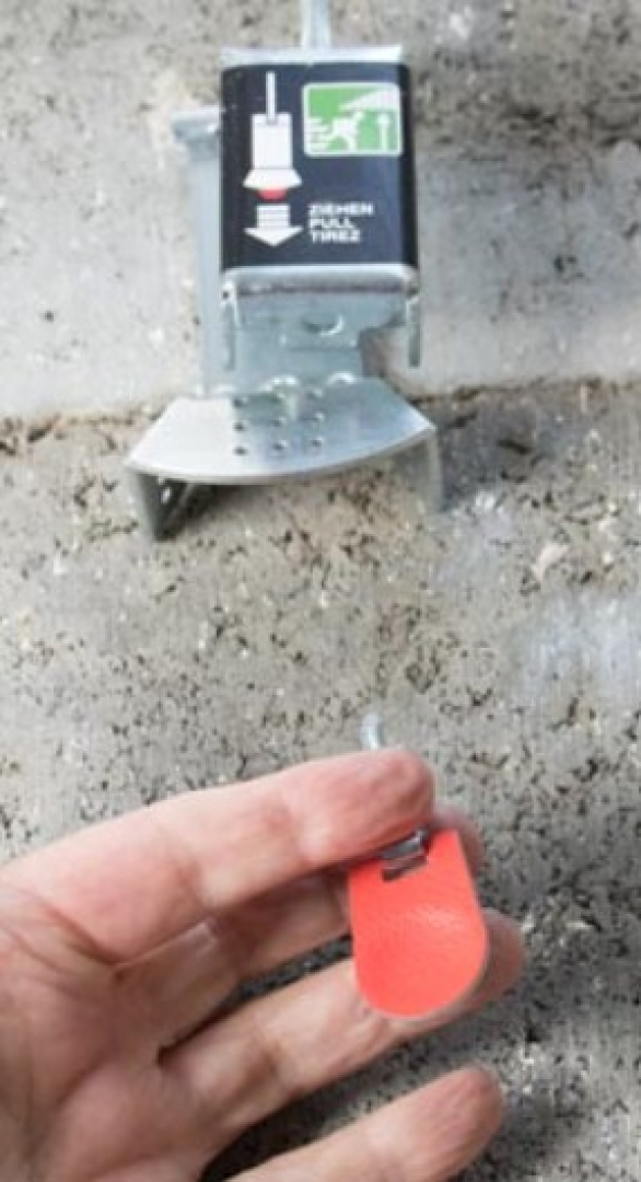Gitterrostsicherung für Fluchtwege, Sträb CELARIX EXIT
